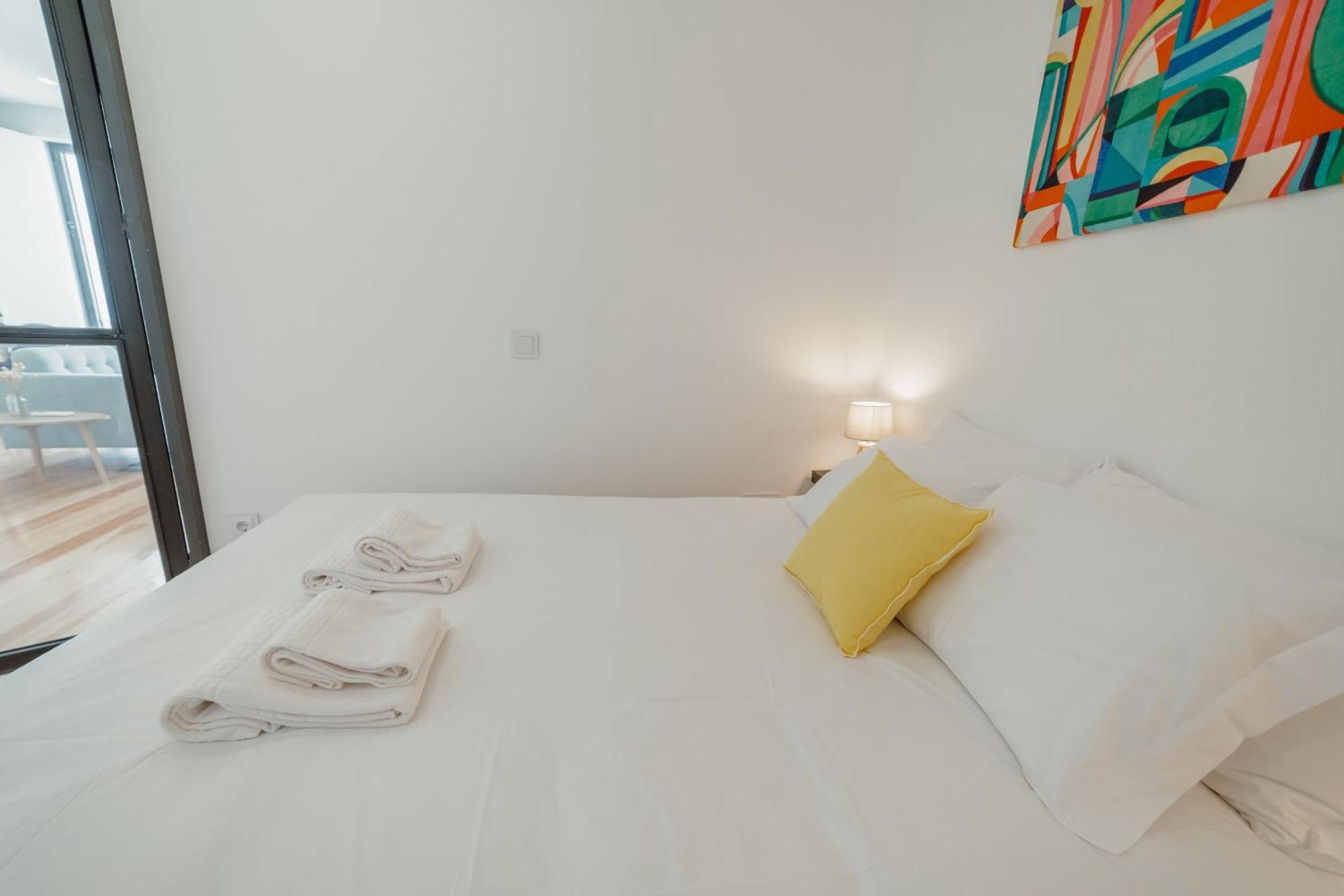 Courtyard Oporto Design Apartments By Vacationy Exteriör bild